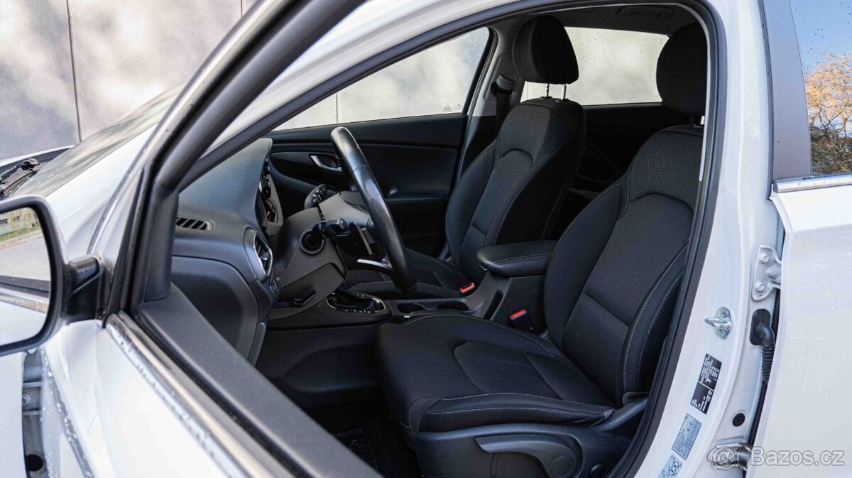 Hyundai i30 CW 1.6 CRDi Classic DTC - 7