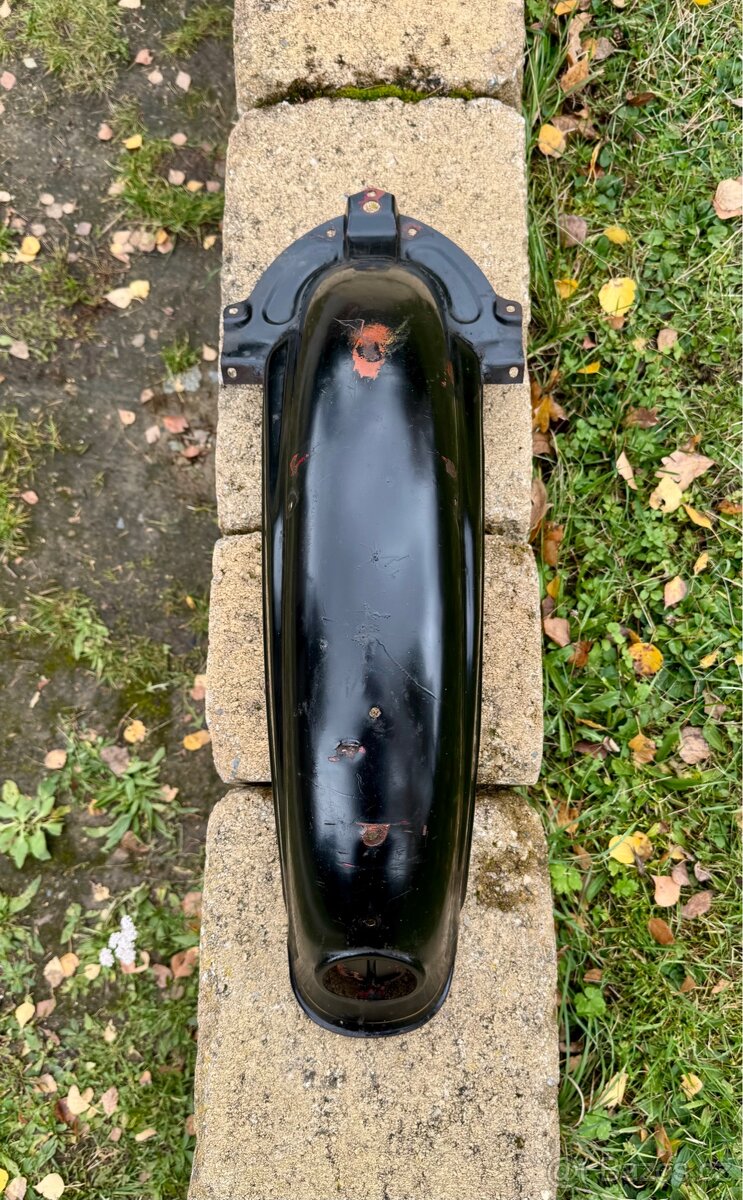 Jawa CZ 250 350 kyvacka pulbuben - zadní blatnik - 7