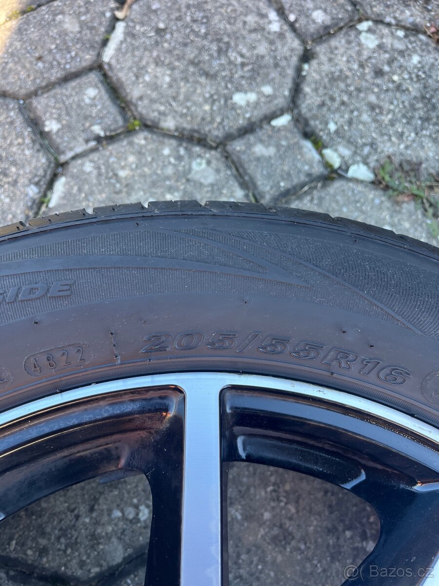 Lité kola Alutec 6.5x16 5x112 letní pneu 205/55/16 - 7