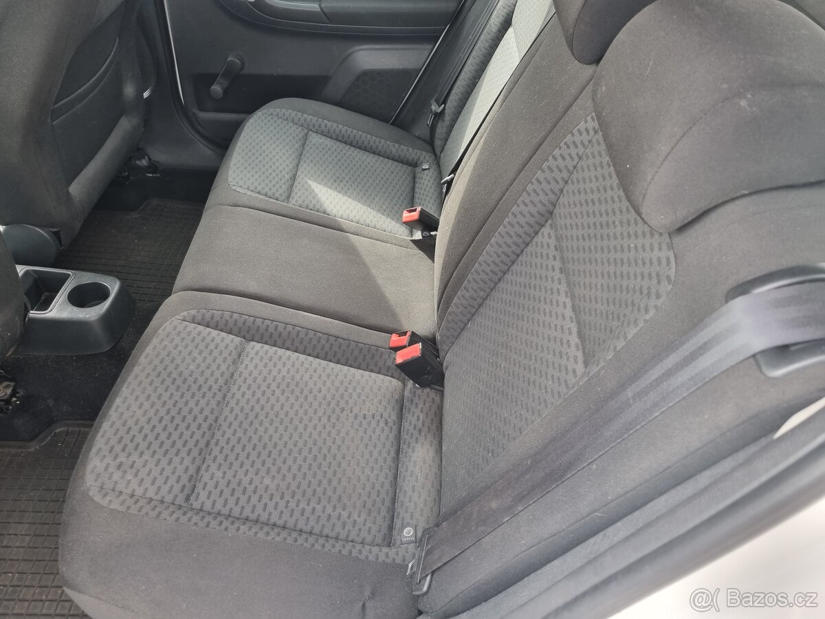 ŠKODA FABIA COMBI 1.6TDi 66KW R.V.2010 - 7