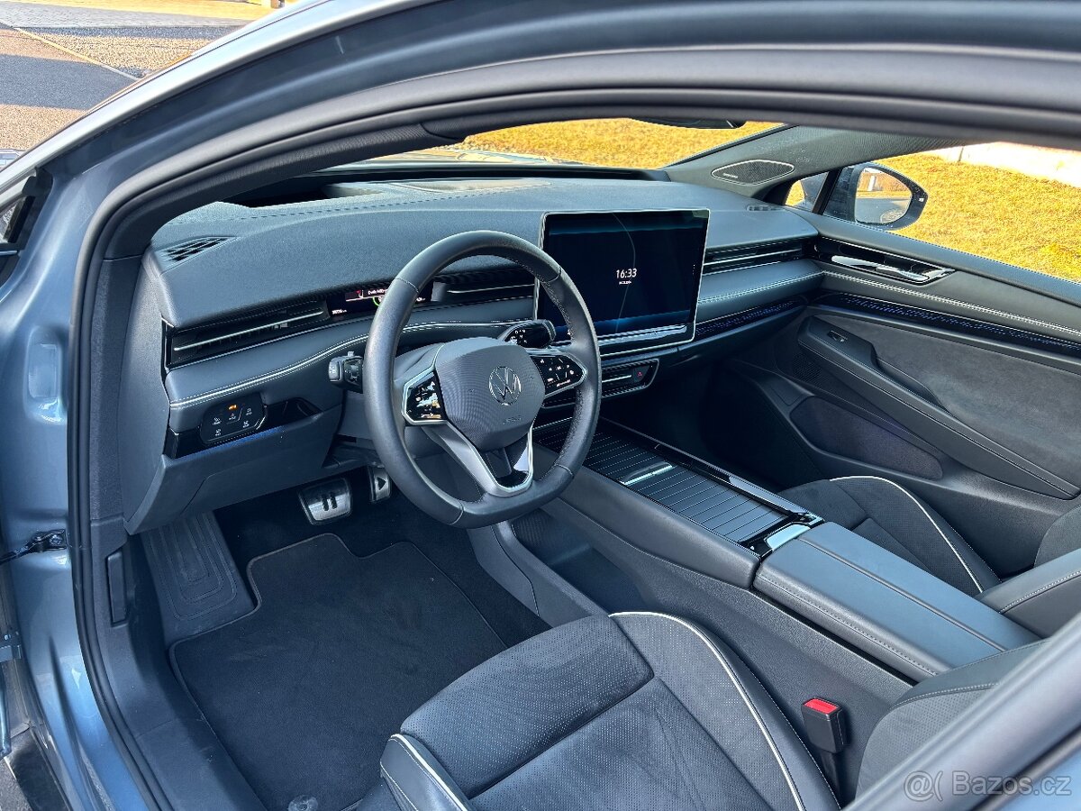 VW ID 7 TOURER PRO rv.2025 - 7