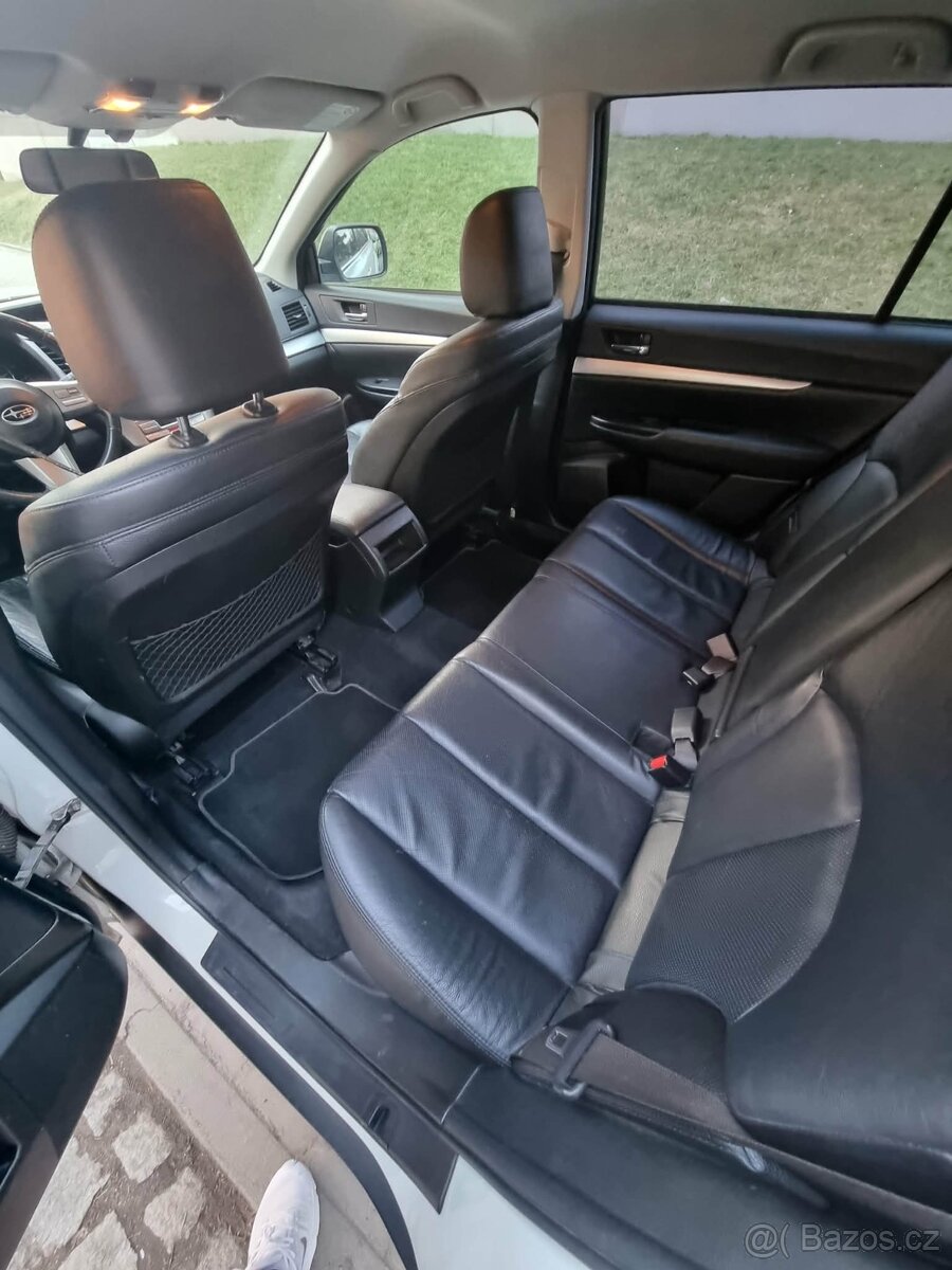 Subaru Outback 2.0d 4x4 - 7
