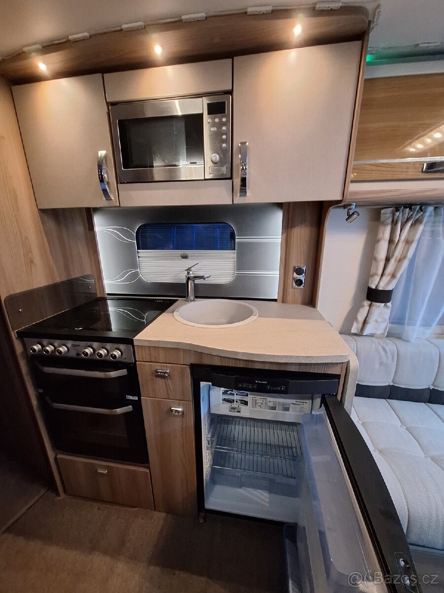 Obytný přívěs swift - 7