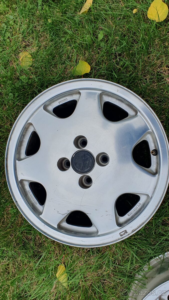 Sada Disků 4x100 R15 Volkswagen Golf II GTi - G60 - 7