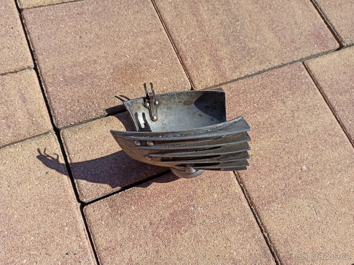 Kryt karburátoru Jawa pérák - 7