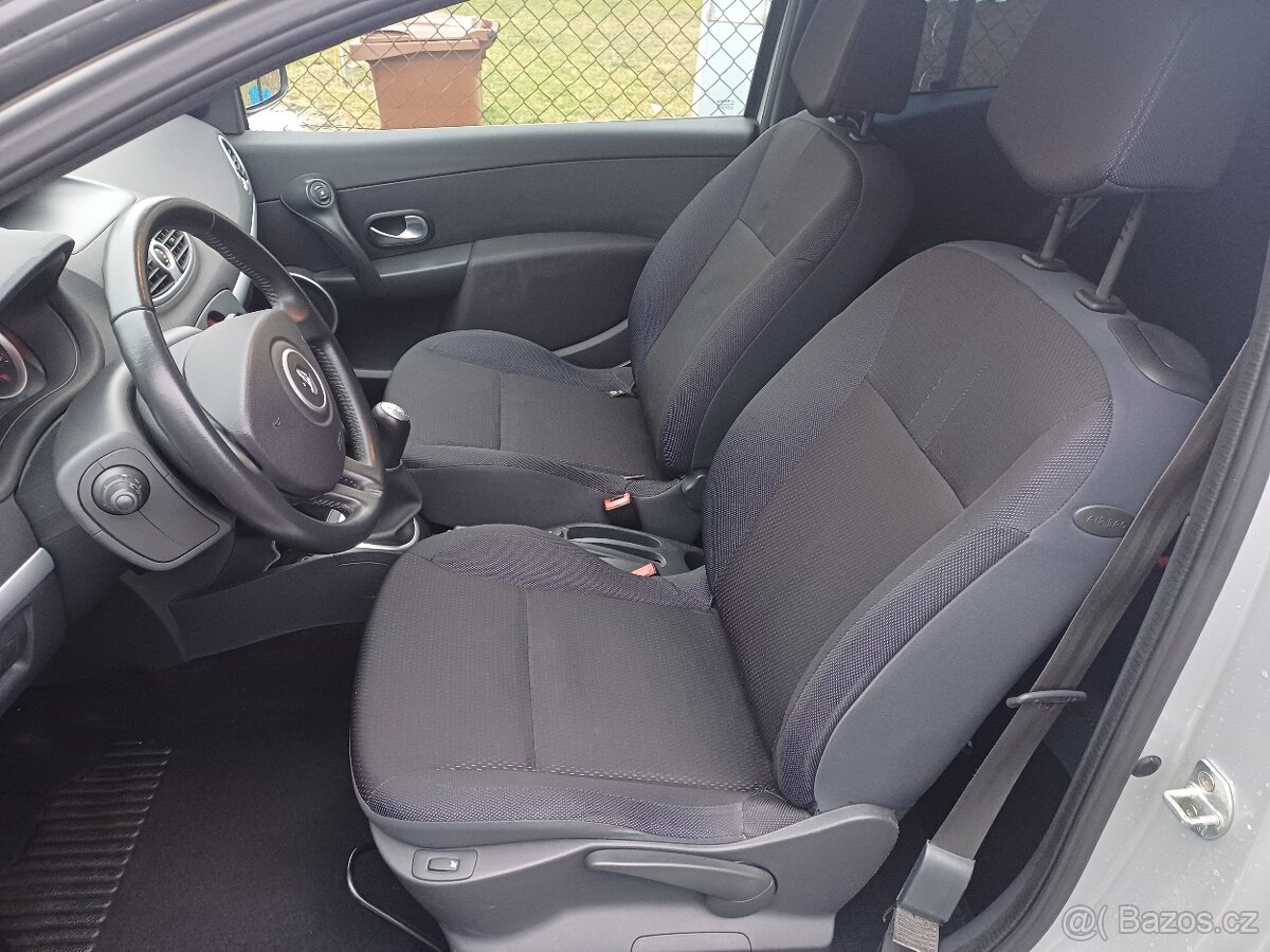 Renault Clio FACELIFT 1.6 16V 135396km. - 7