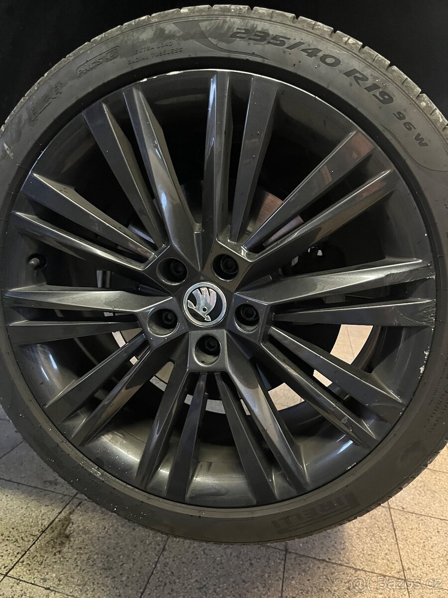 Alu kola Škoda Superb 3 Canopus. - 7