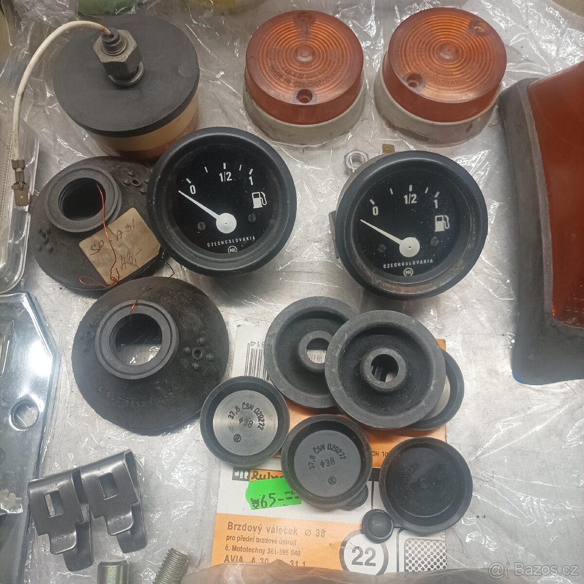 AVIA NÁHRADNÍ DÍLY - 7