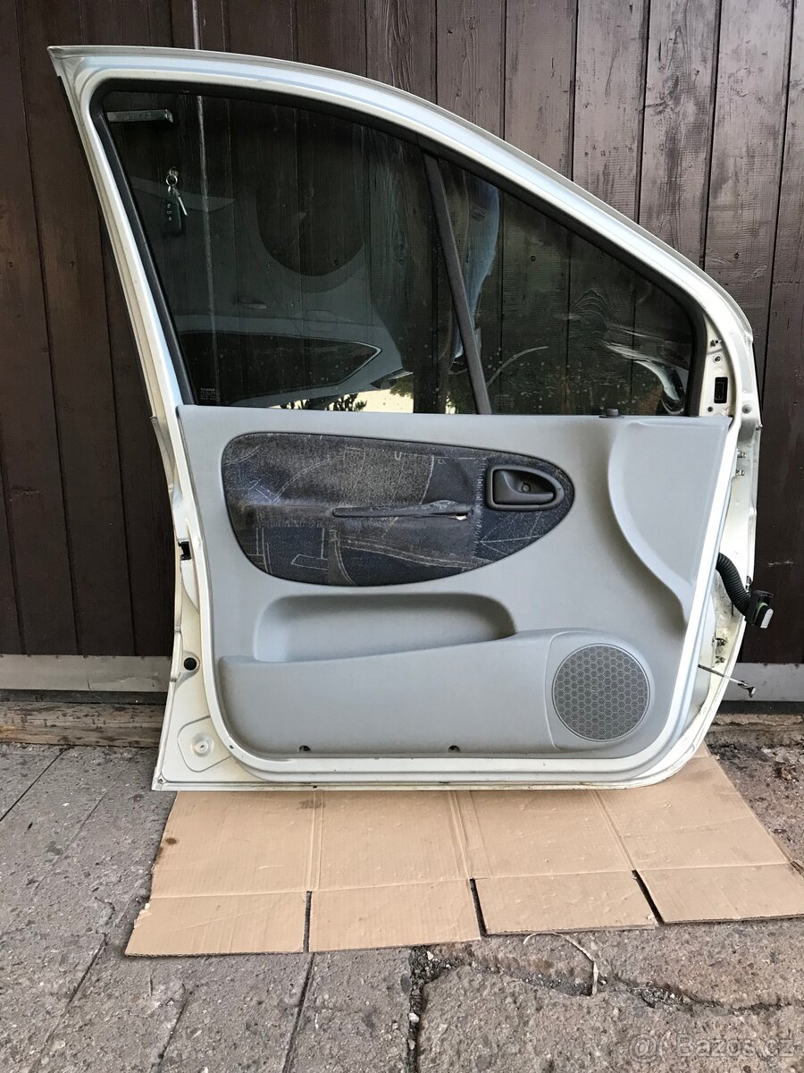 Renault Scenic I dveře víko nárazník - 7