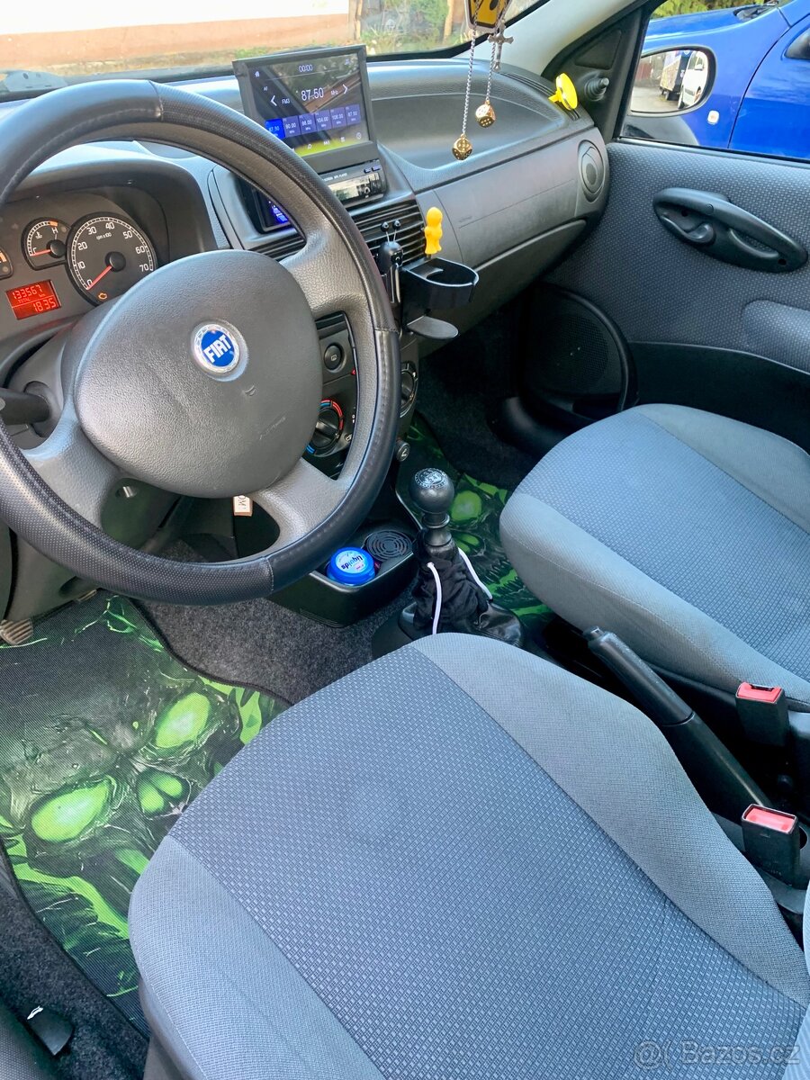 Prodám nebo Vyměním Fiat Punto 1.2 2005 - 7