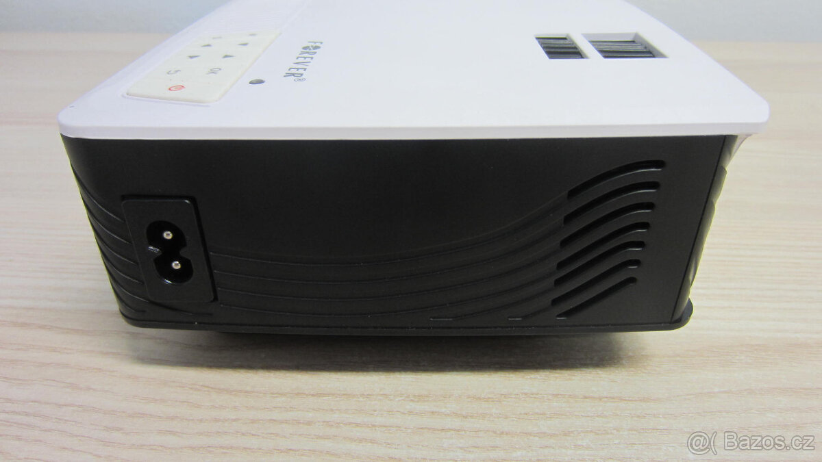 Projektor FEREVER - 7