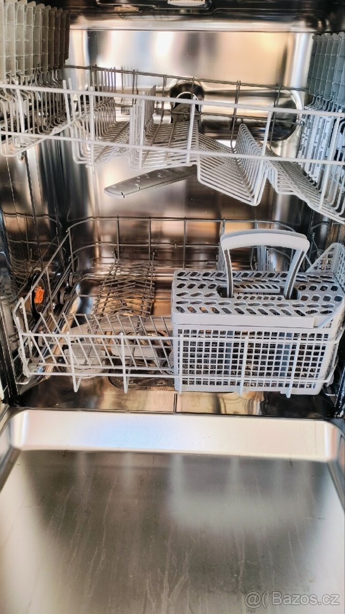 Myčka nádobí AEG 64070i - 7