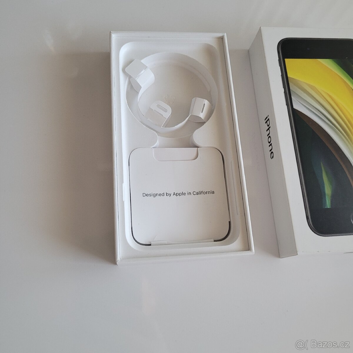 iPhone SE 2020 – 64 GB – Černý – NOVÝ, NEPOUŽÍVANÝ - 7