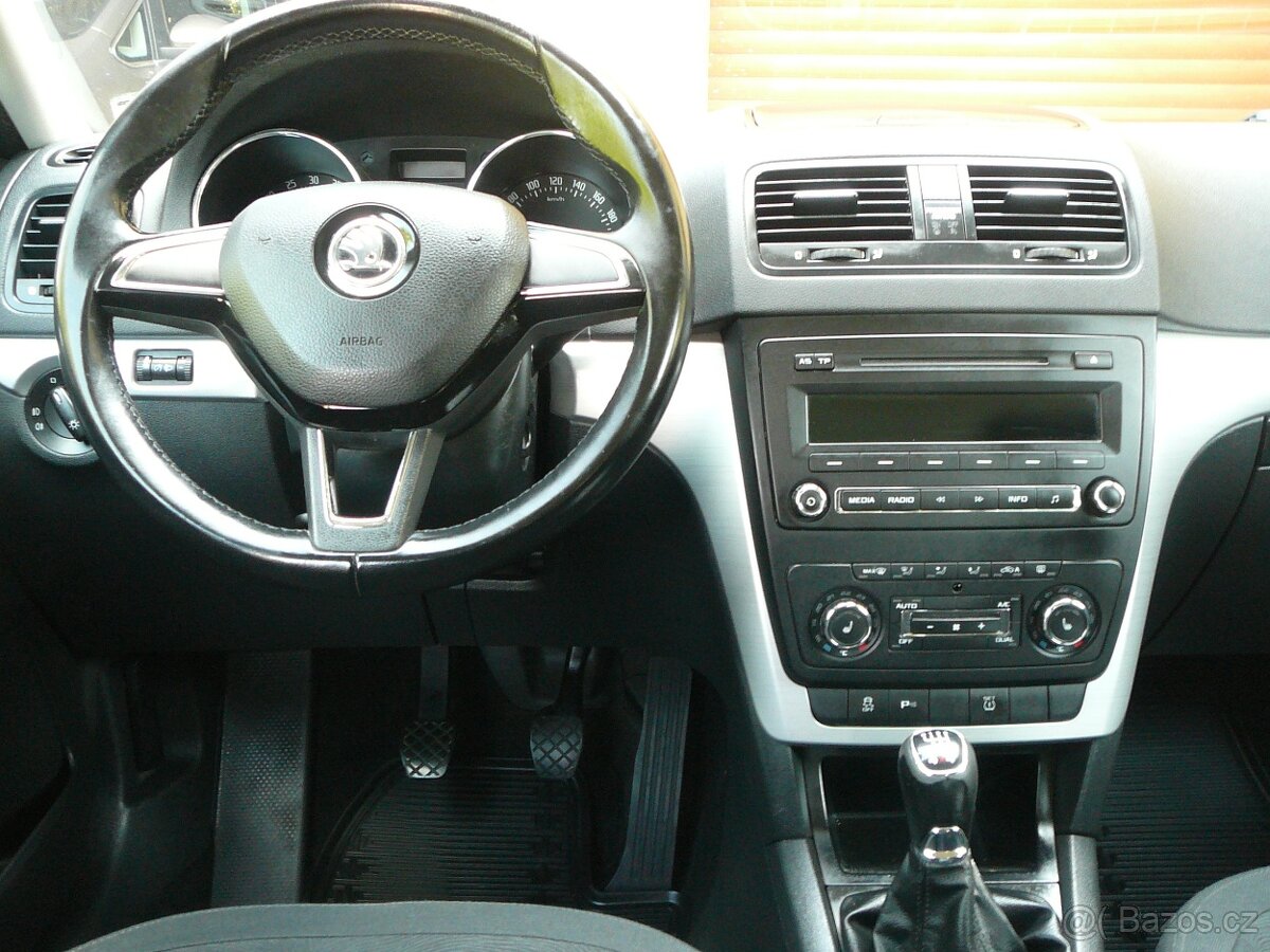 ŠKODA YETI 2.0 TDI 103KW 4x4 CLIMATRONIC OPCPARK VYH.SEDADLA - 7