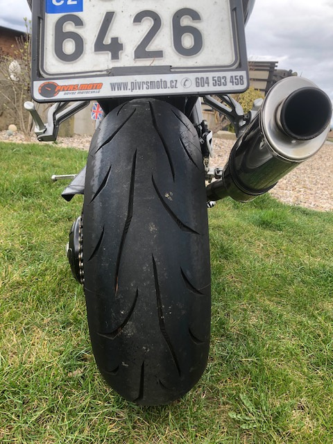 Triumph speed Triple 955I - 7