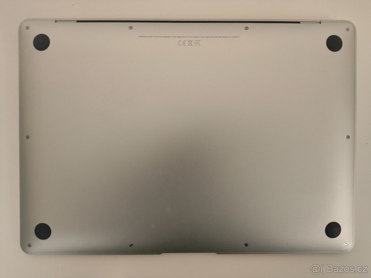 MacBook Air 2020 M1 | 8GB • 256GB SSD - 7