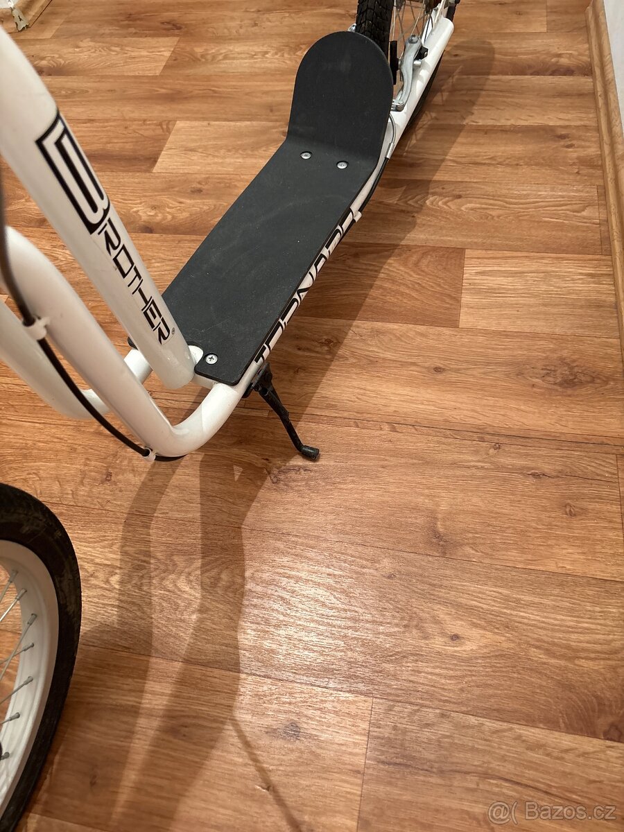 Dětská koloběžka - 7