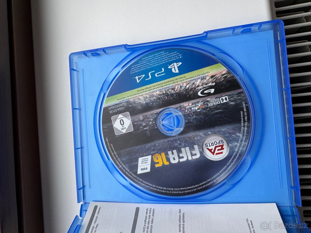 Prodám PS4 1TB - 7