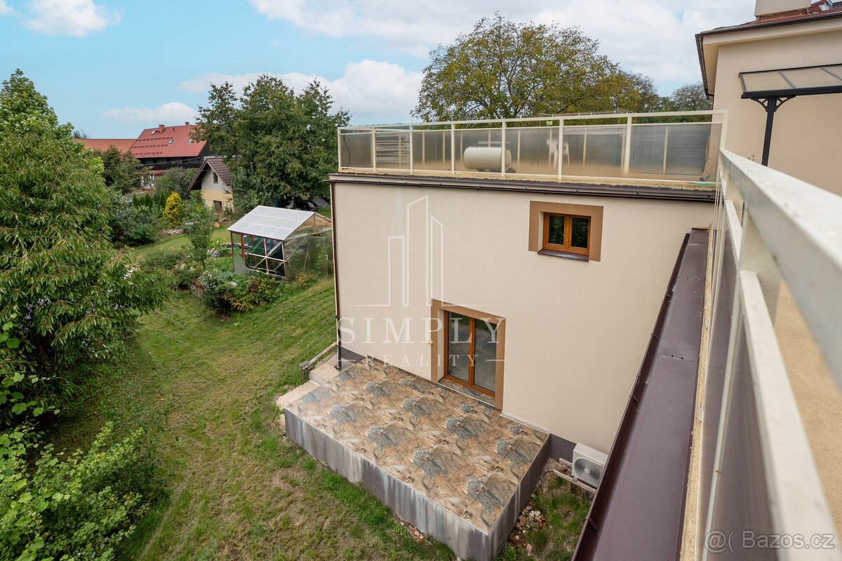 Prodej vícegeneračního domu, Čálovice - Sobotka, ev.č. 00329 - 7