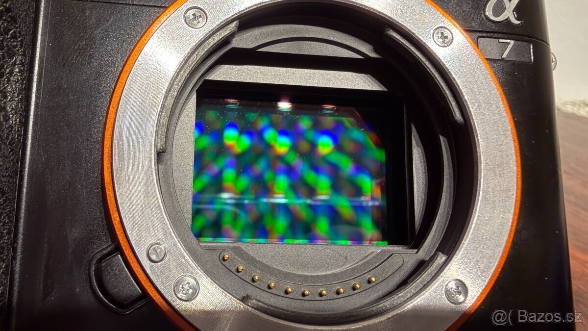 Sony A7 I - telo - 7
