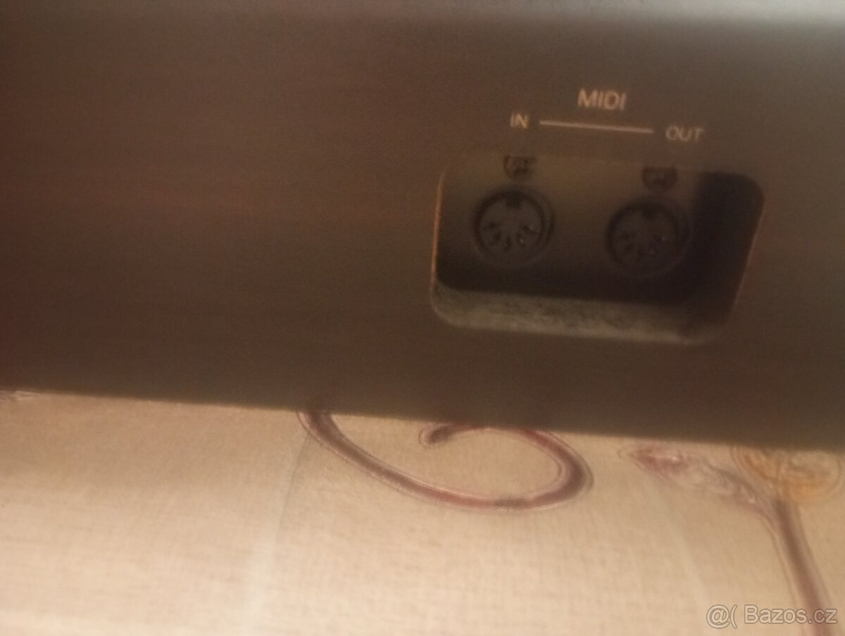 Yamaha clavinova - 7