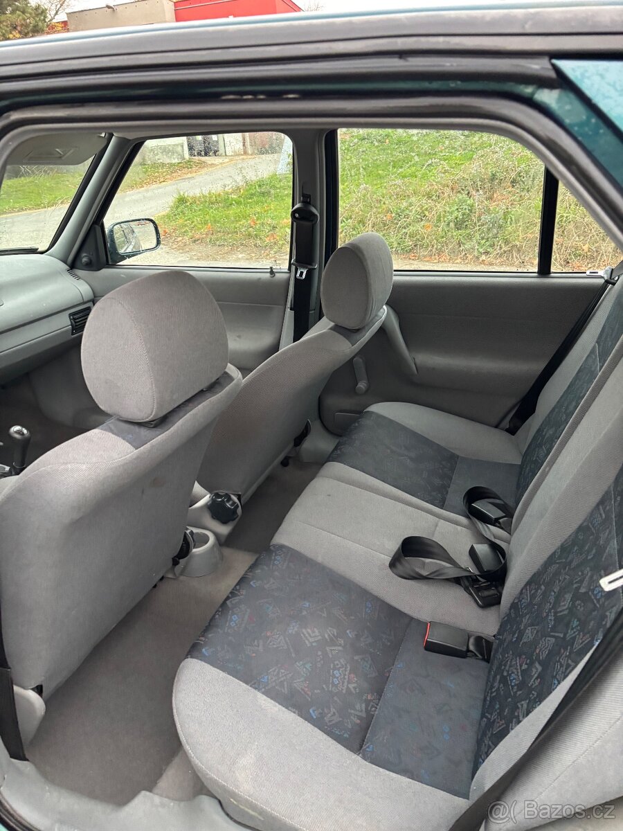 Škoda Felicia 1.3 MPI (50 kW), rok 2000 – pouze 70 000 km - 7