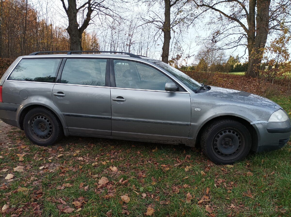 VW Passat 1.9 96kW 2003 combi - 7