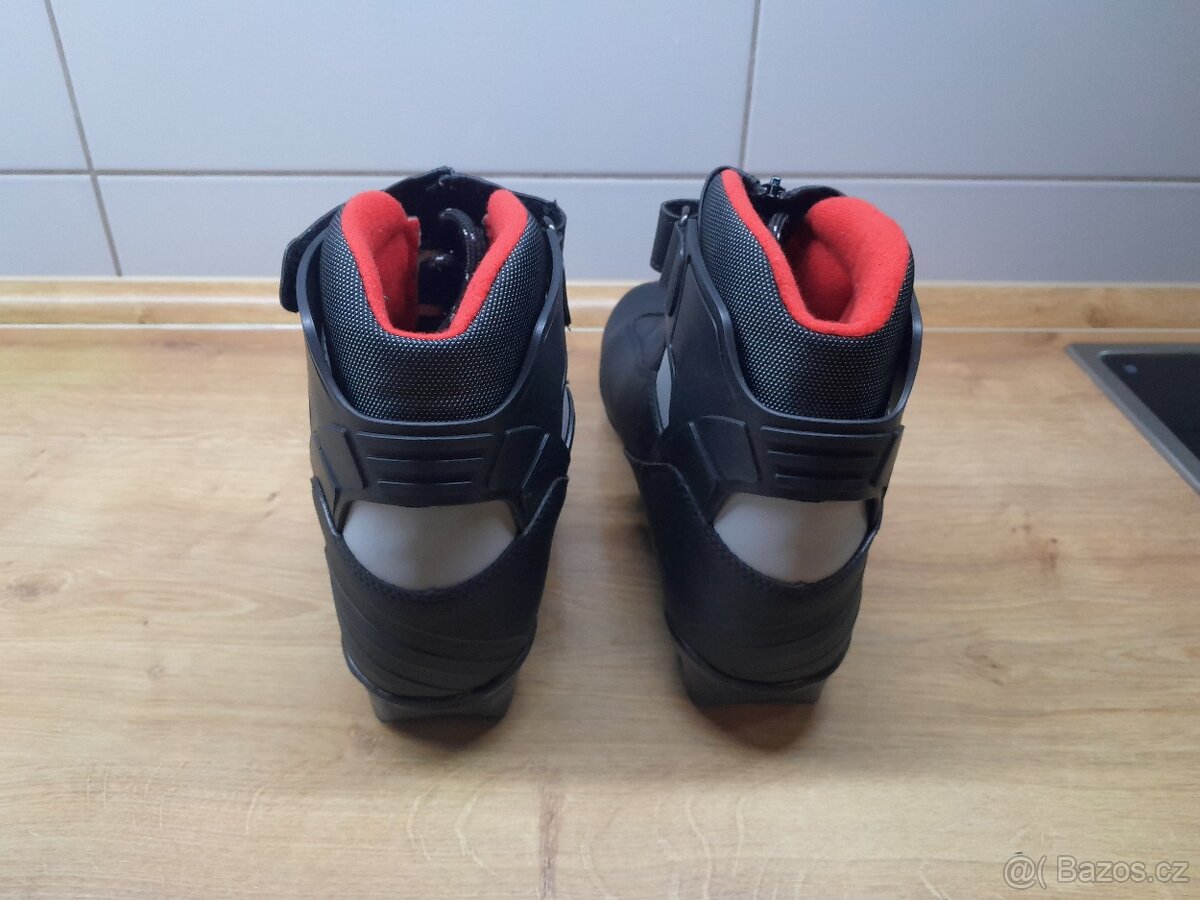 Prodám boty na běžky SKOL SPINE a lyžařskou bundu CRAFTAFT - 7