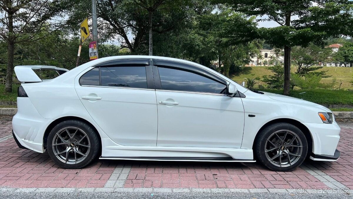 Mitsubishi Lancer Evo Varis V1 Prahy - 7