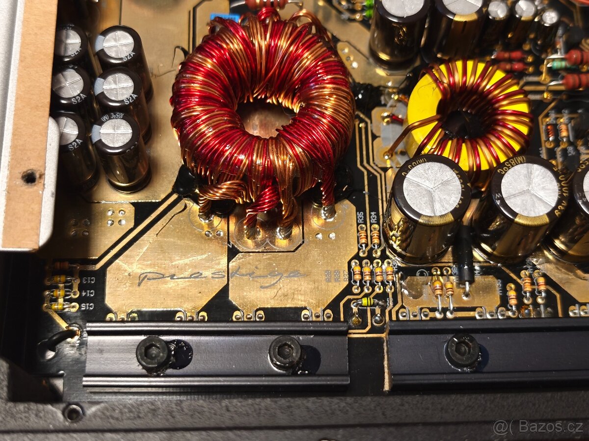 Zesilovač do auta Xetec P4 Prestige - 7