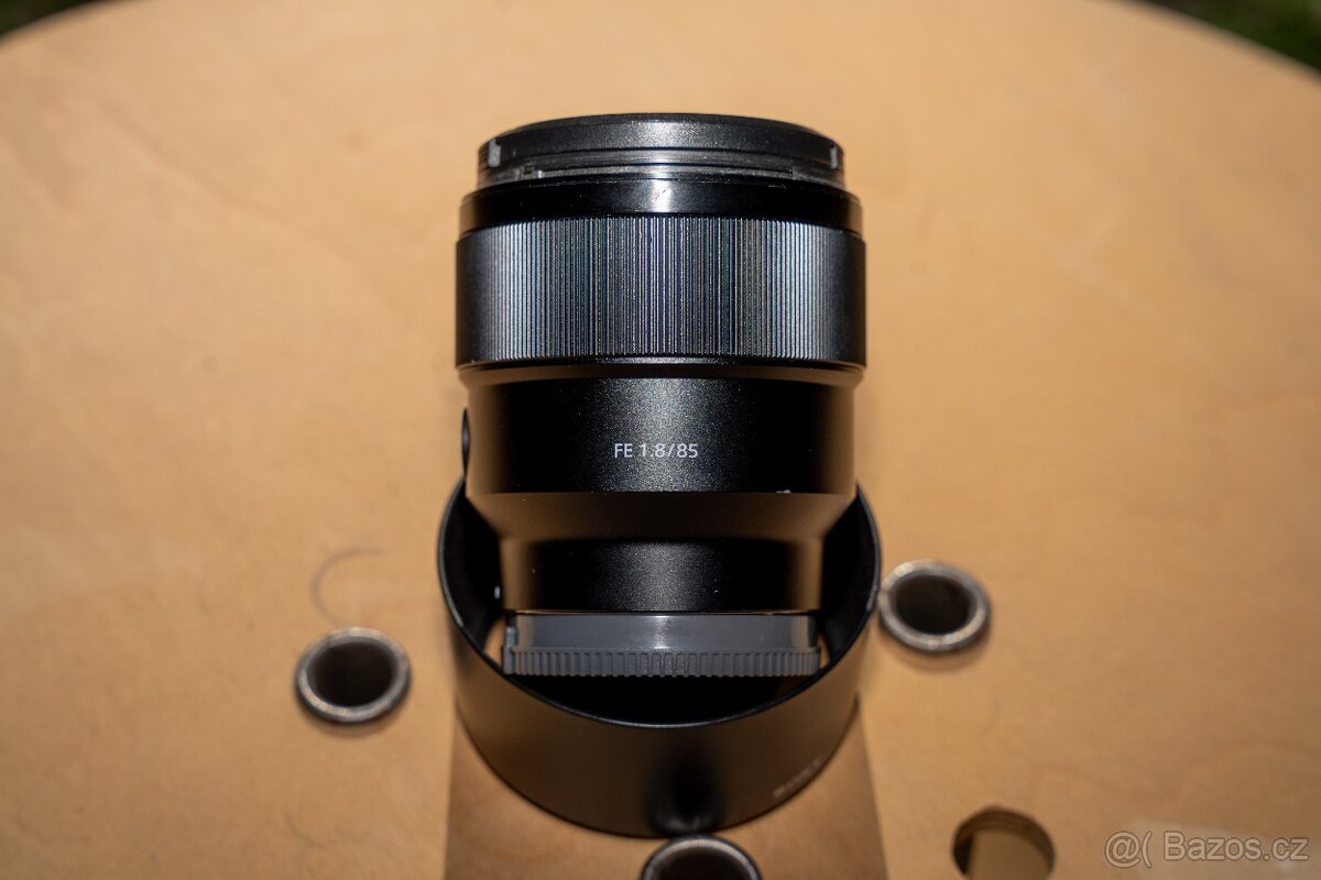 Sony FE 85mm F/1.8 - 7