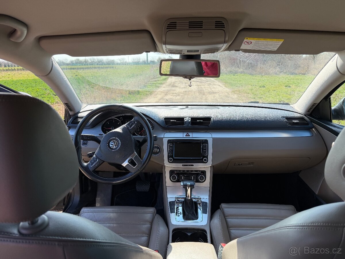 VW Passat Variant - TOP výbava - 7