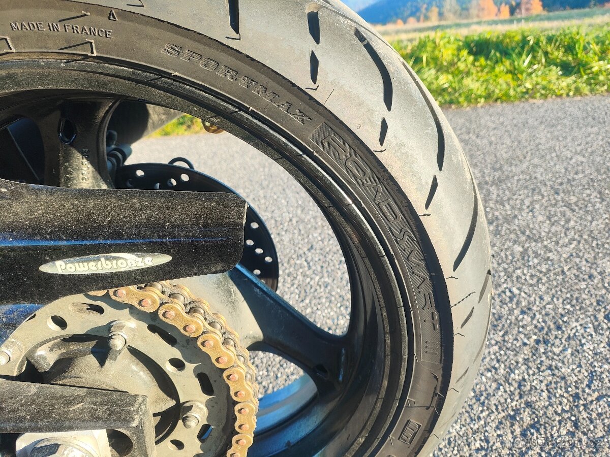 Suzuki GSX 1250 FA - 7