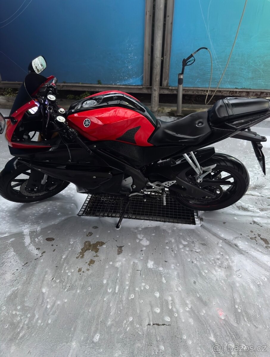 Yamaha YZF-R125 - 7