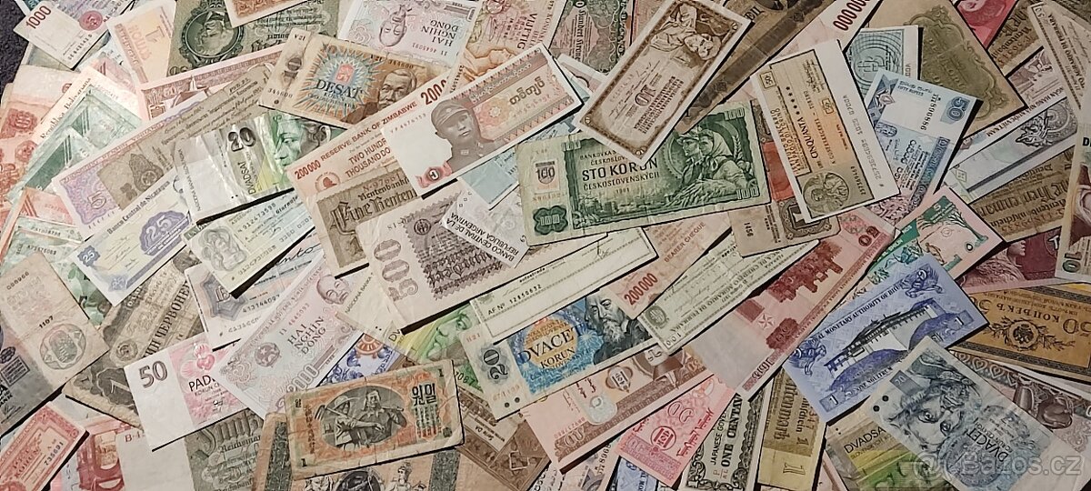 HODNĚ BANKOVEK PO SBĚRATELI 210Ks - 7