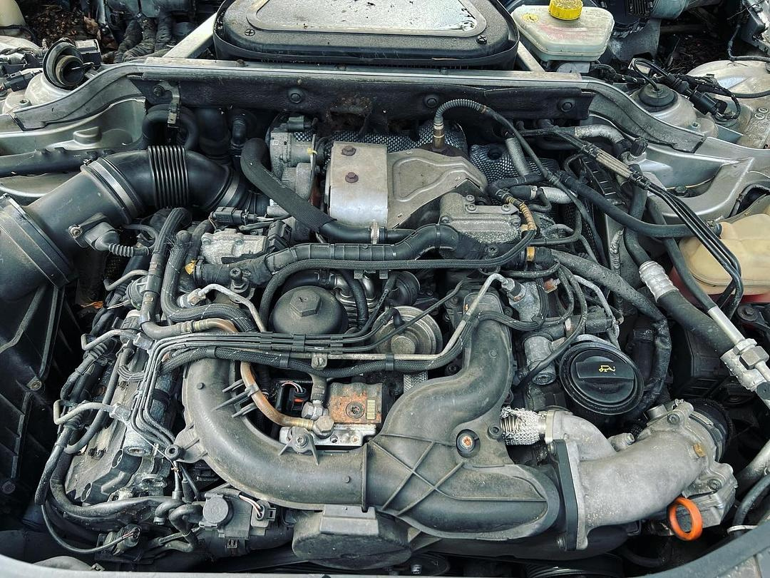 Vůz na náhradní díly Audi A8 4E D3 sedan 2005 ASB GZV LY7W - 7