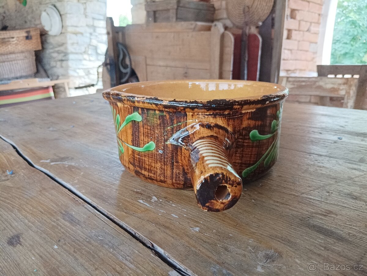 MALOVANÝ KAMENINOVÝ HRNEC S DRŽADLEM - FRANCIE - 7