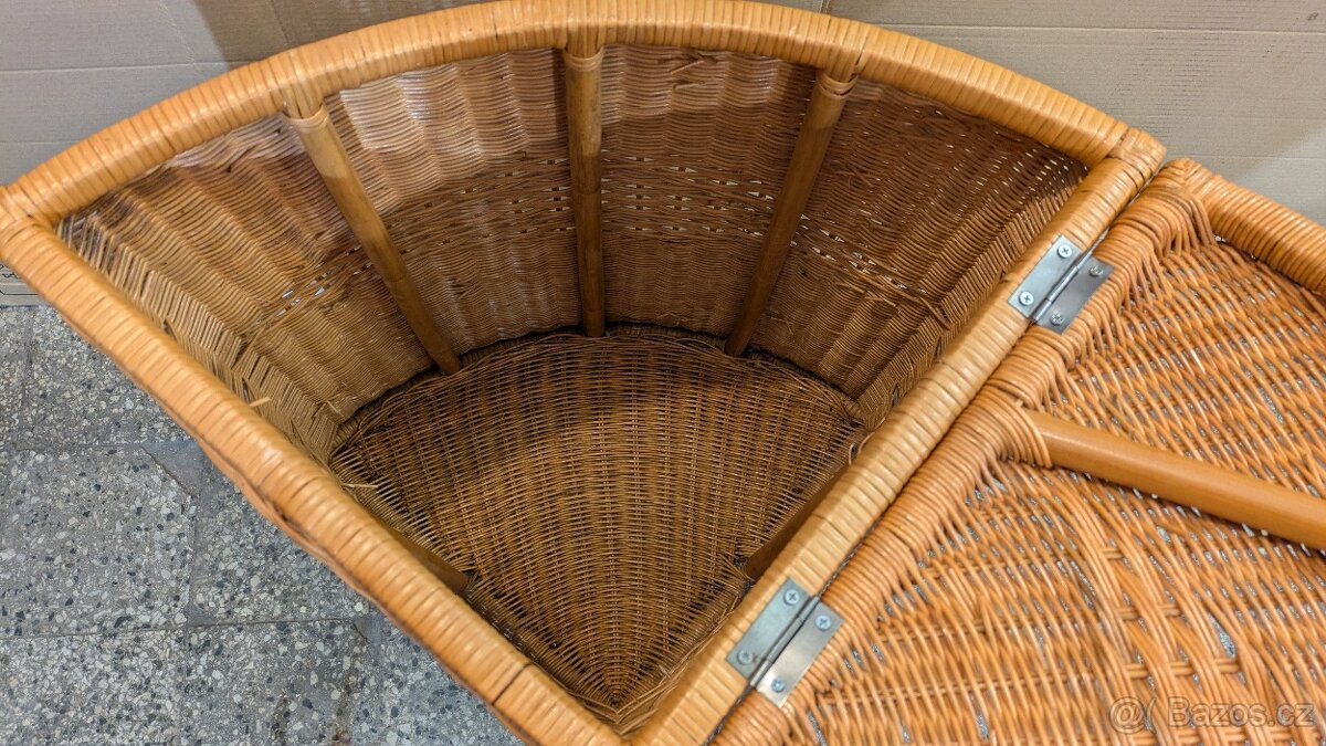 Prádelní koš z ratanu - 7