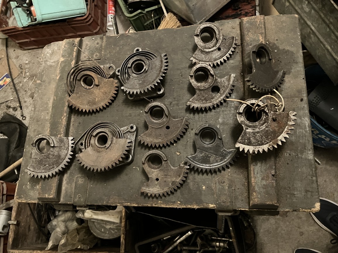 jawačz startovací hřídele - 7