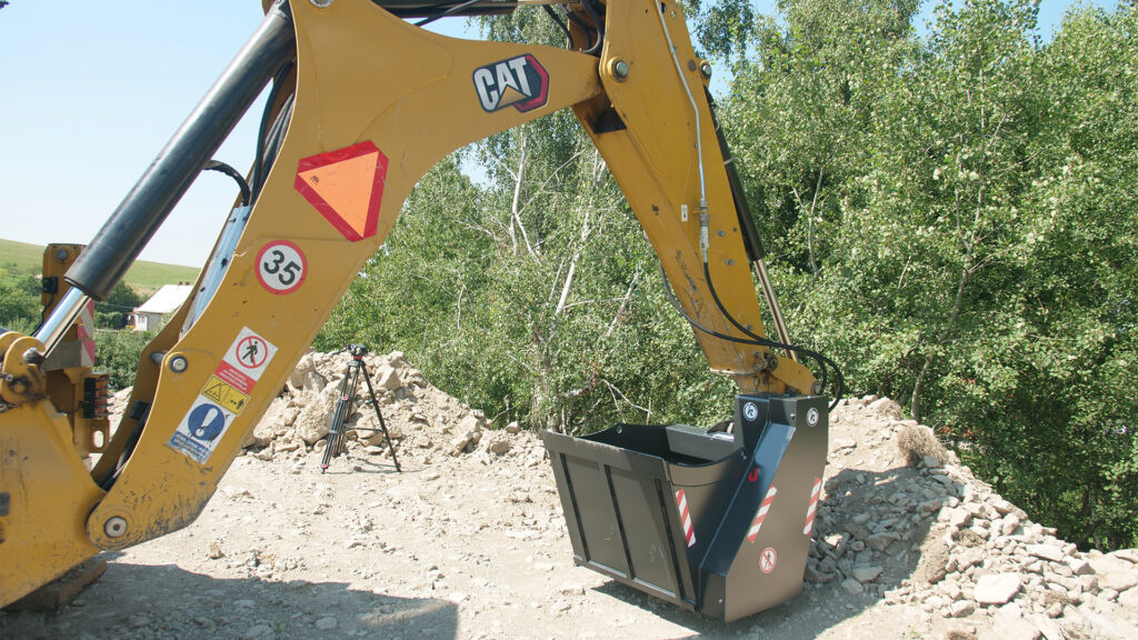 třídící lopata pro traktobágr - 7