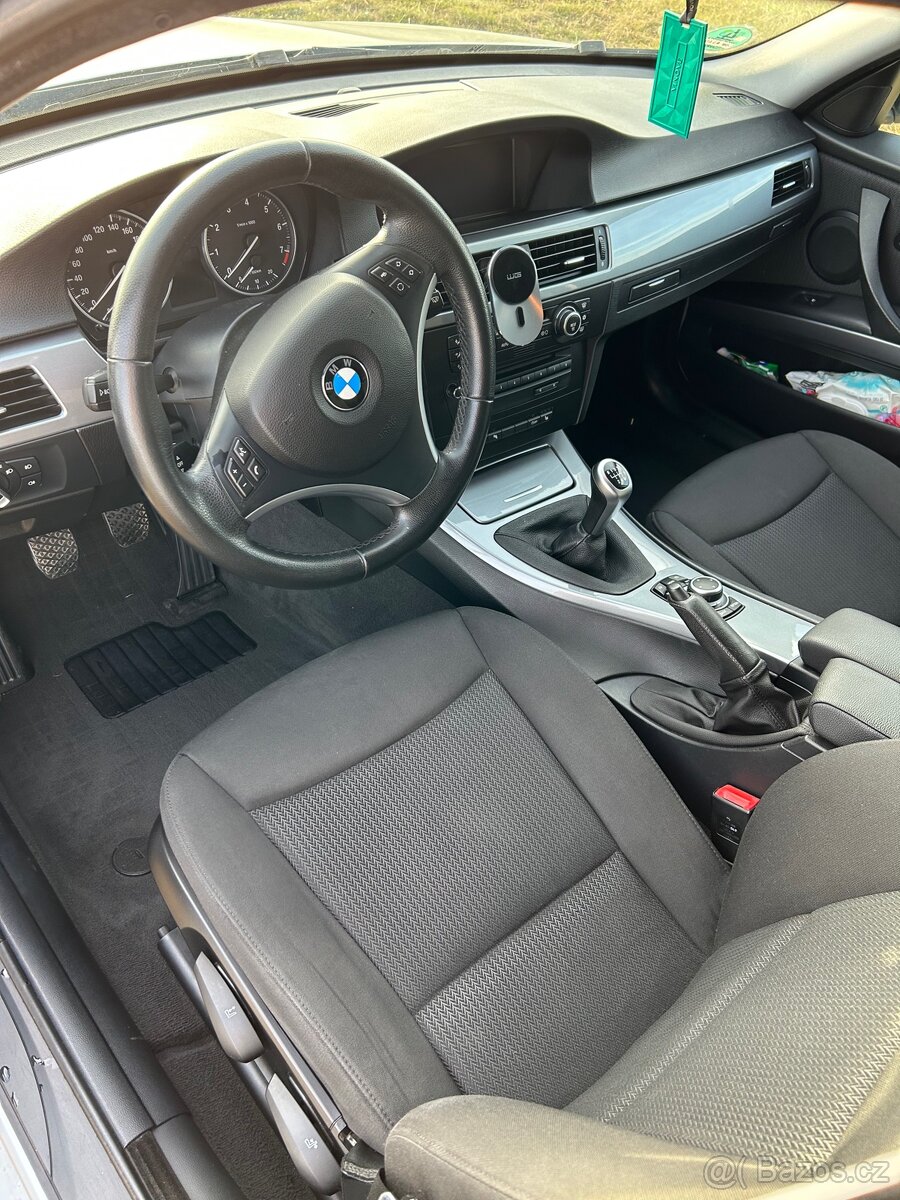 BMW 320i E90 - 7