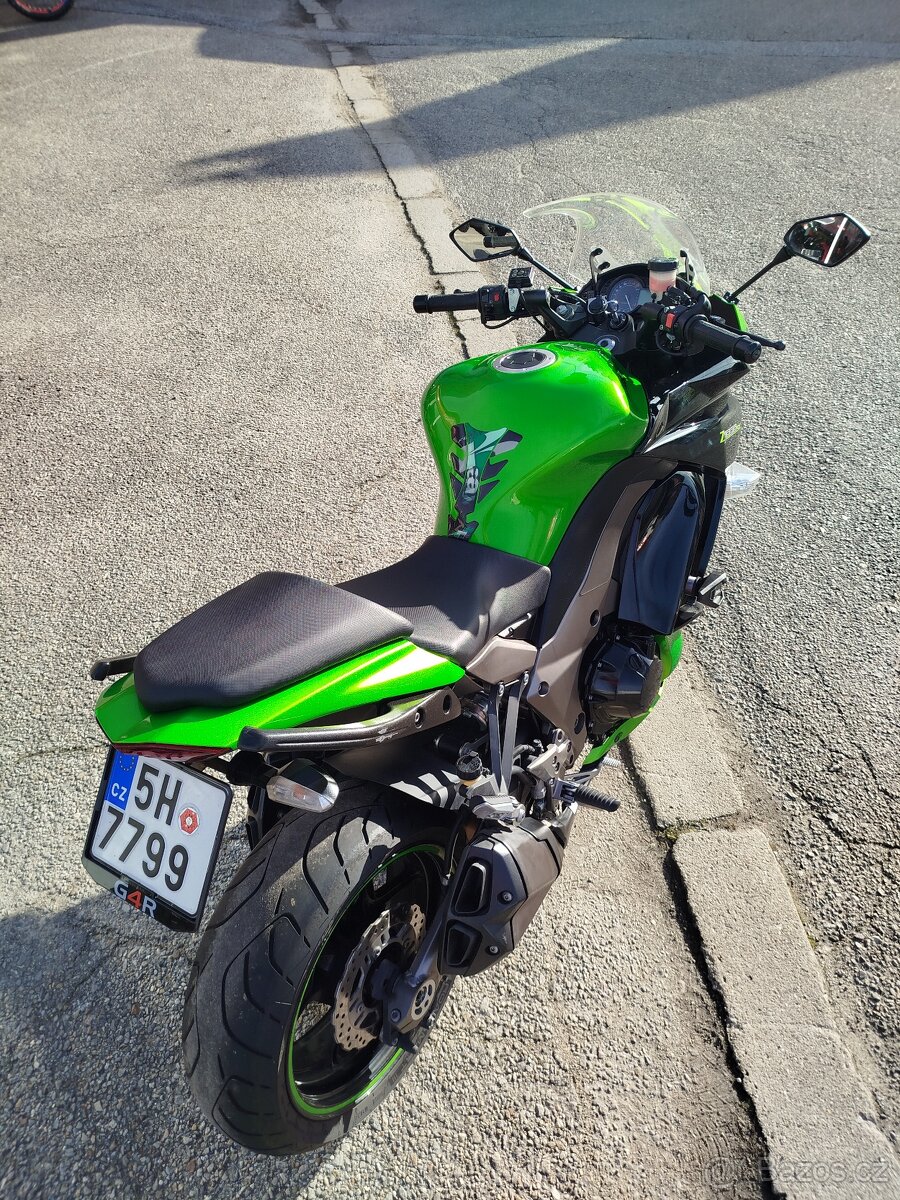 Kawasaki Z 1000 SX, 1. MAJITELKA V ČR - 7