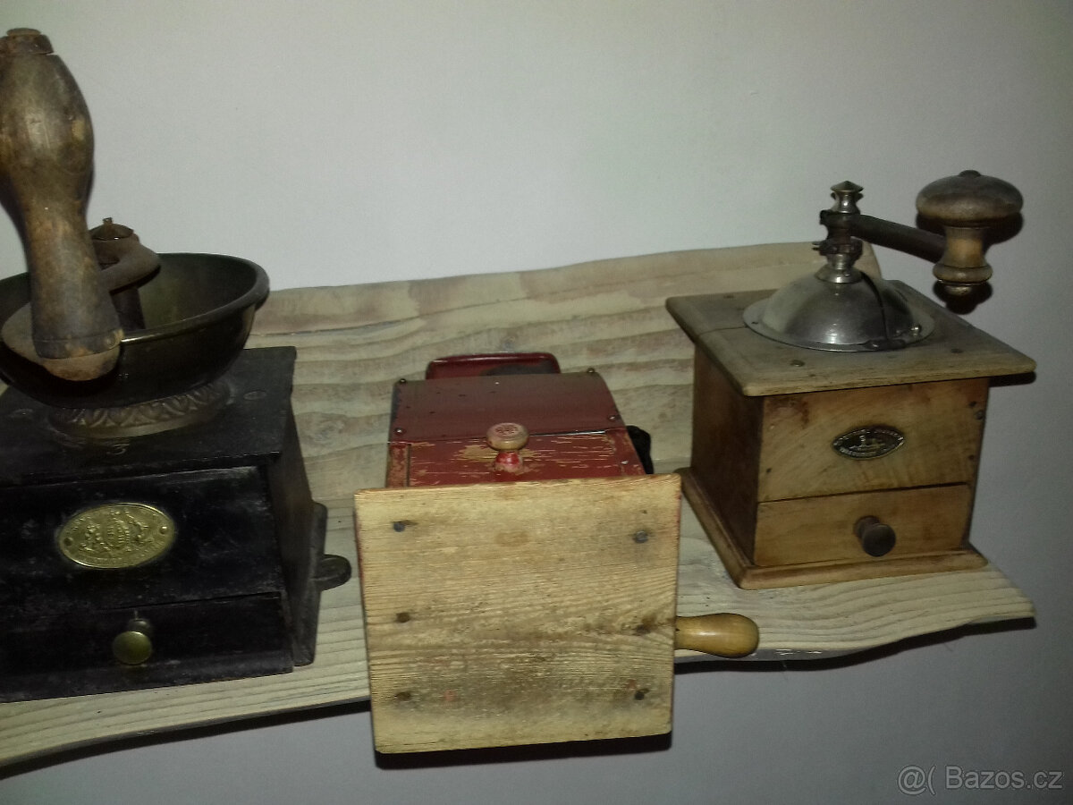 Prodám - starožitný designový mlýnek na kávu TIX - 7