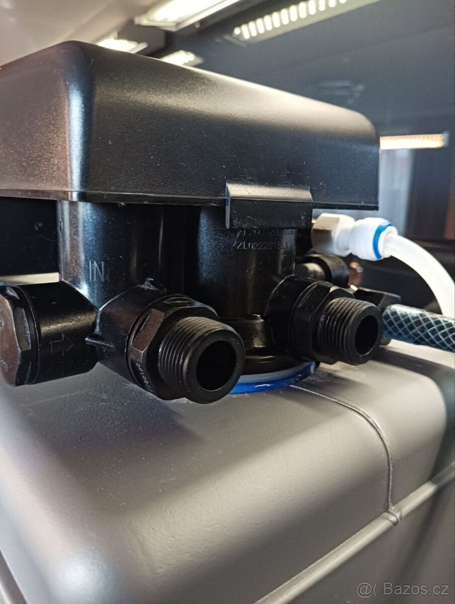 Změkčovač vody automatický programovatelný - 7