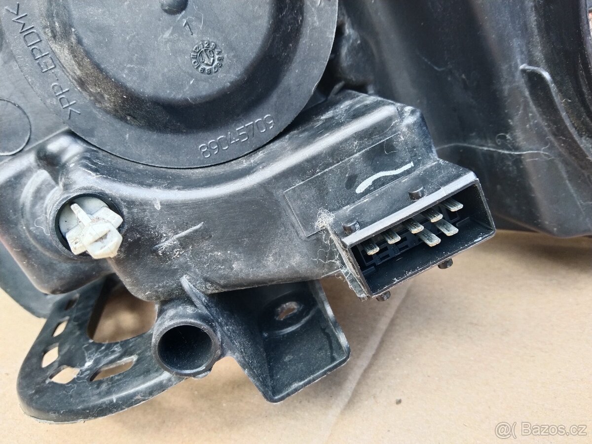 Peugeot 207 přední levé světlo - 7