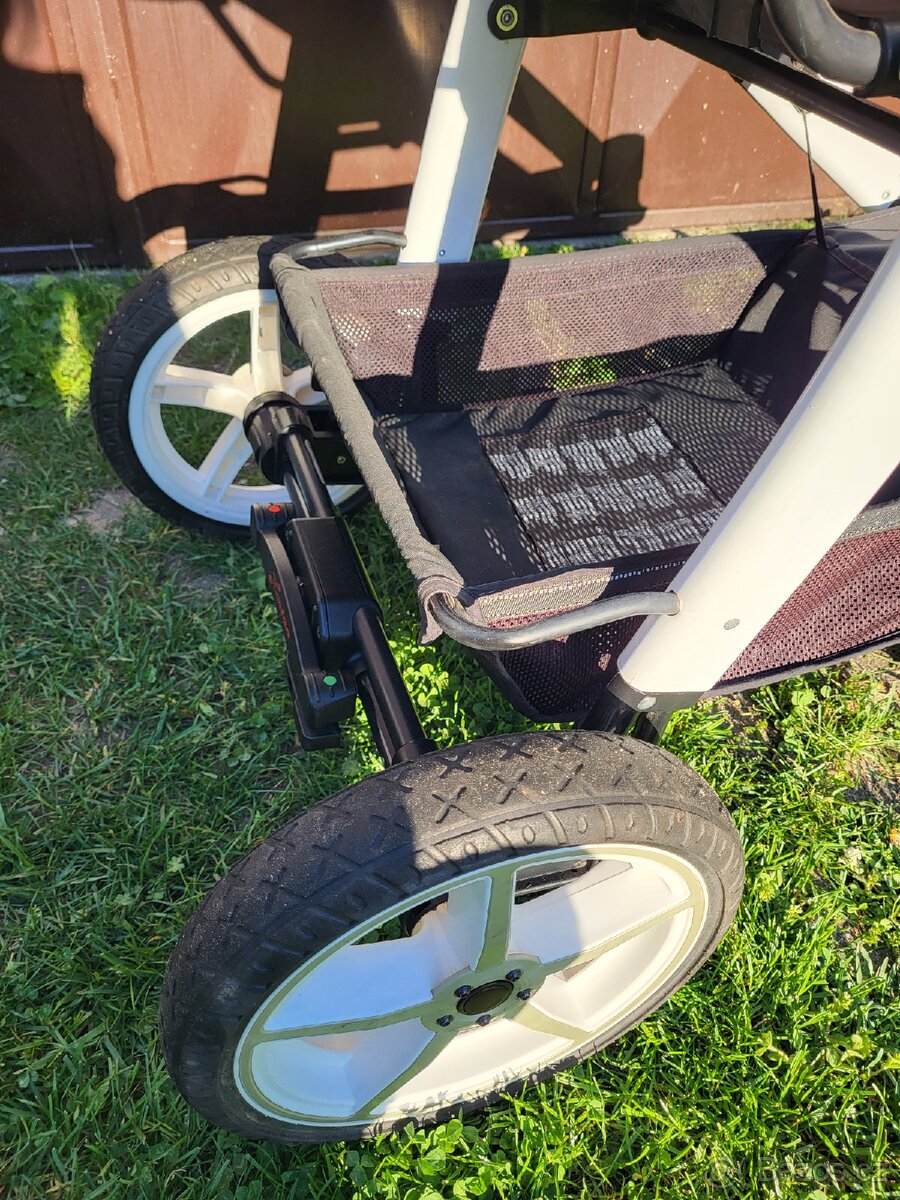 Kočárek Hartan GTS Racer - 7