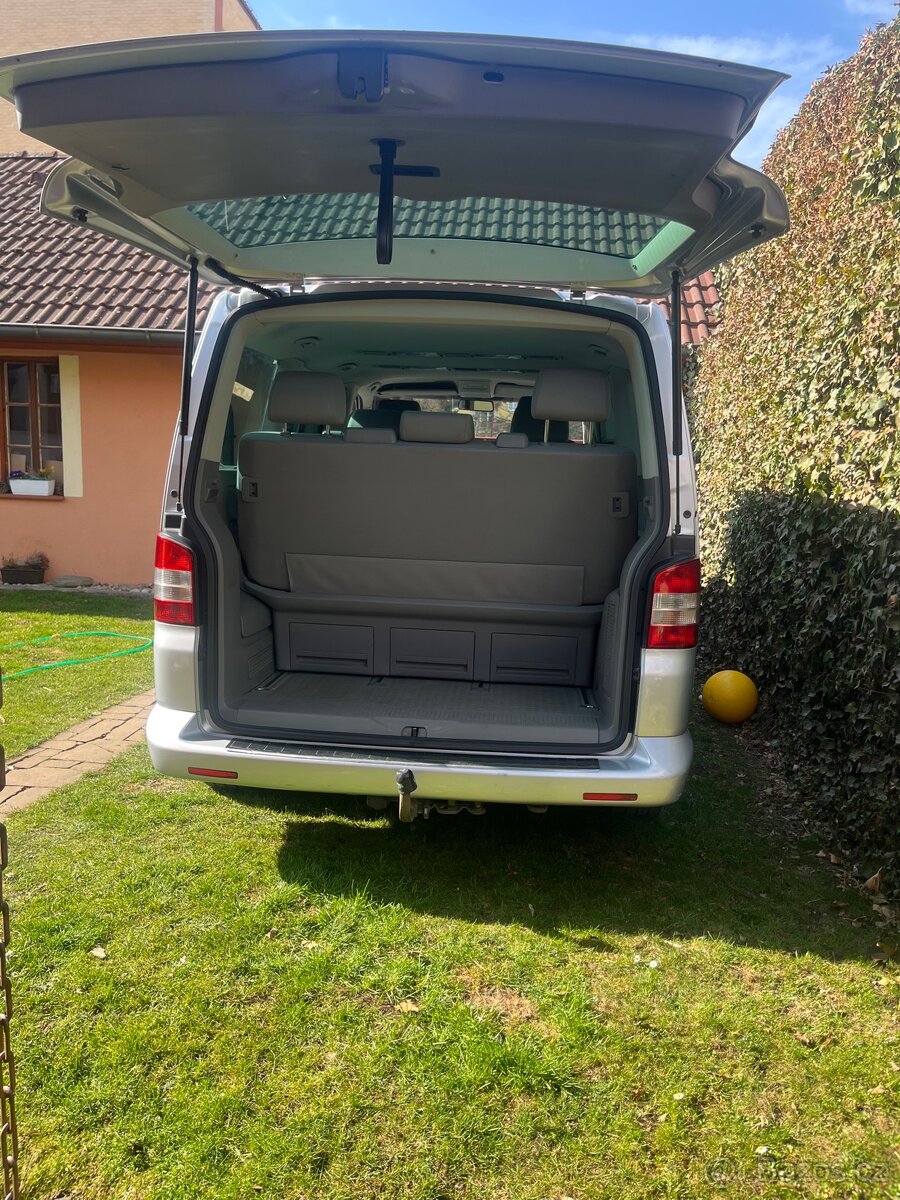 VW Multivan T5 1.9 TDI 77 kw - 7