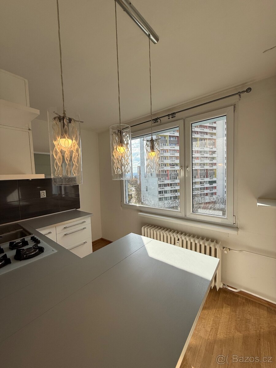 Pronájem bytu 2+1 v Chomutově - ul. Stavbařská - 7