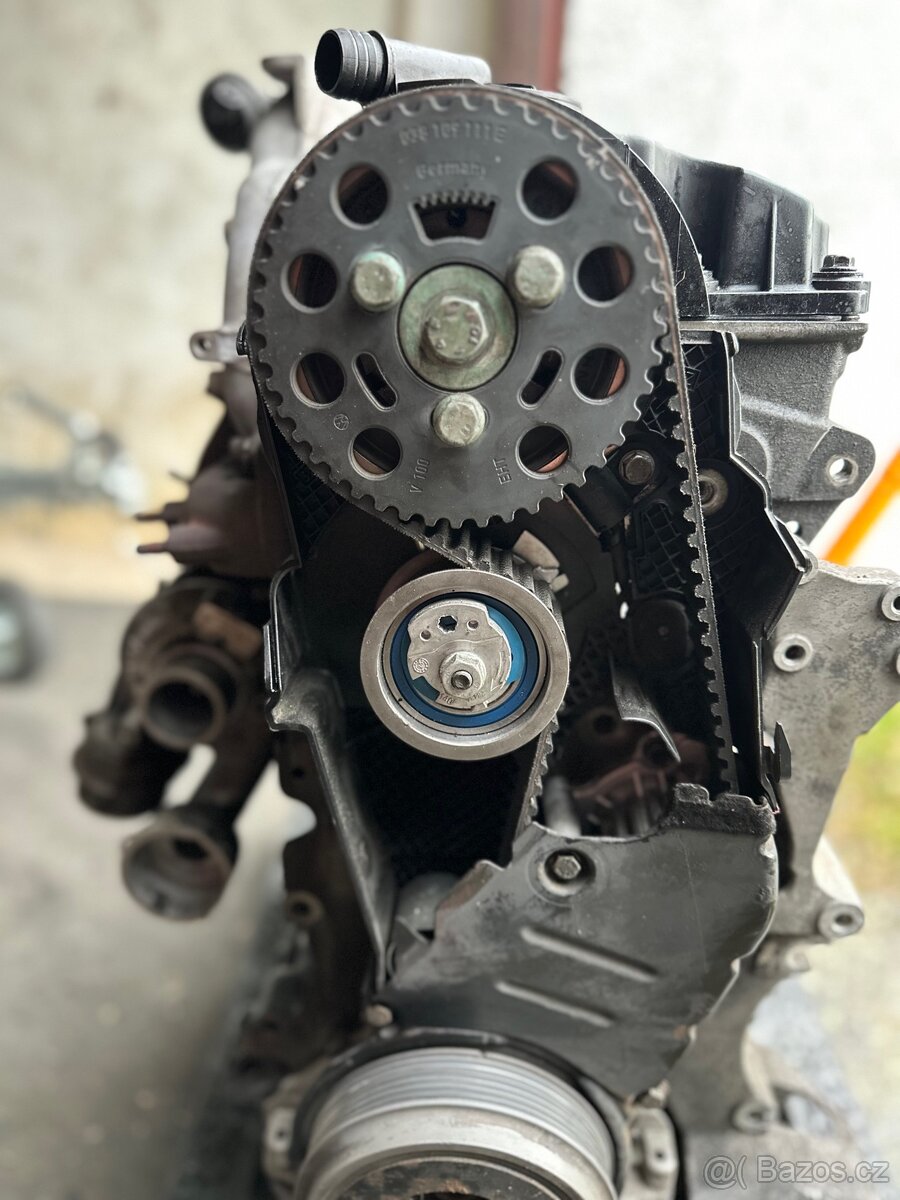 Motor 1.9 TDI 96 kW – po servisu, vhodný i pro VW T5 - 7