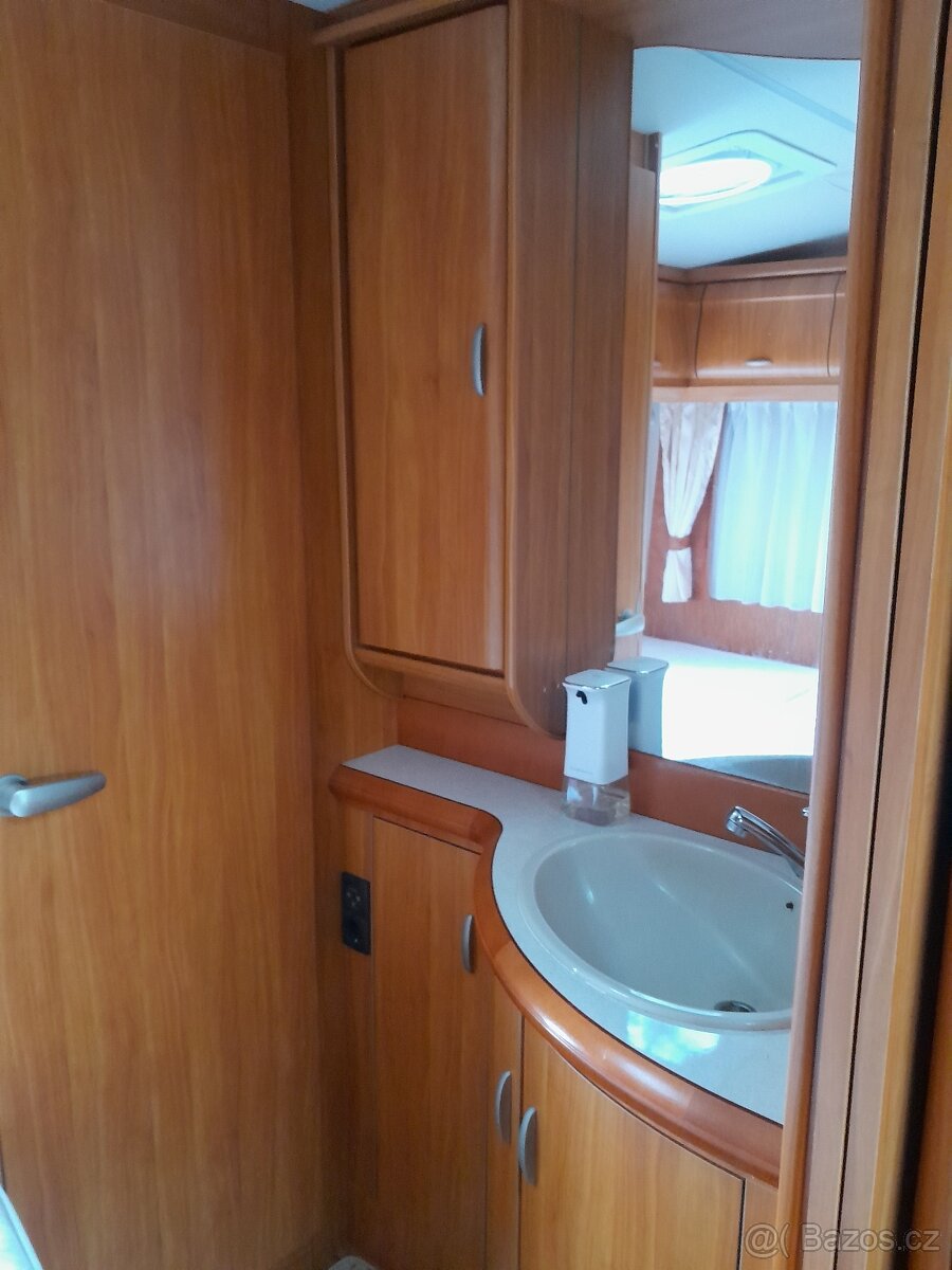 Karavan Hobby 460 UFE Excellent rok výroby 2007, STK 11/27 - 7